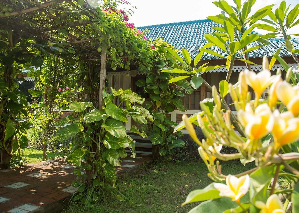*** Guest house By Dorry Bed And Breakfast Ubud  Indonesia