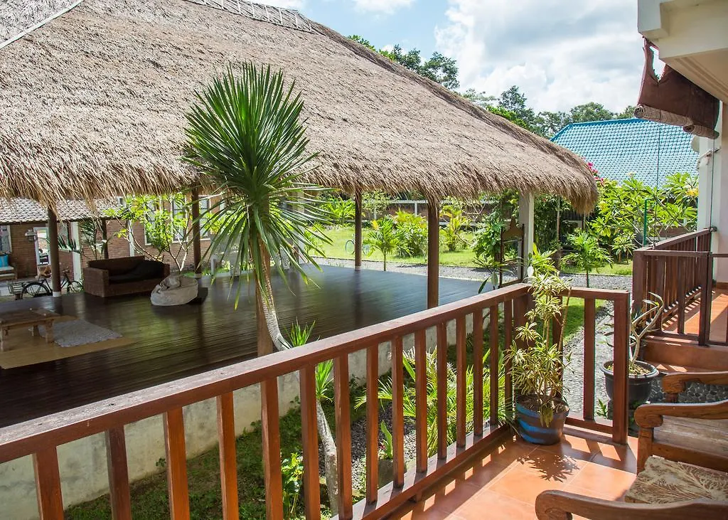 Guest house By Dorry Bed And Breakfast Ubud