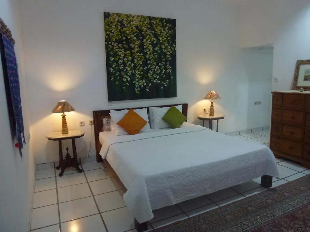 By Dorry Bed And Breakfast Ubud  Guest house