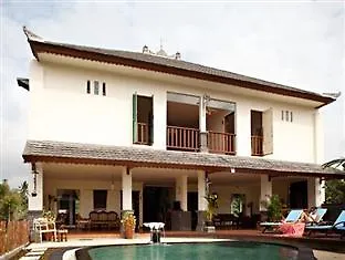 Guest house By Dorry Bed And Breakfast Ubud